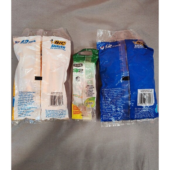 Men's Vintage 1992 Bic Schick Bundle of Razors 25 Count - Picture 2 of 5